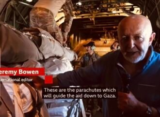 بين الصحافة والتأريخ