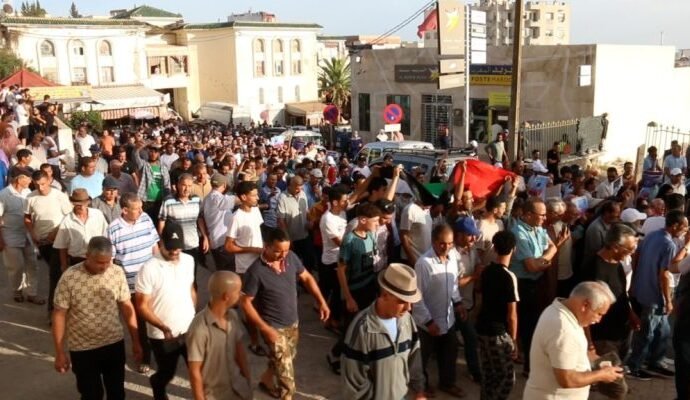 سكان تاونات ينتفضون ضد تدهور قطاع الصحة ويطالبون بتدخل عاجل