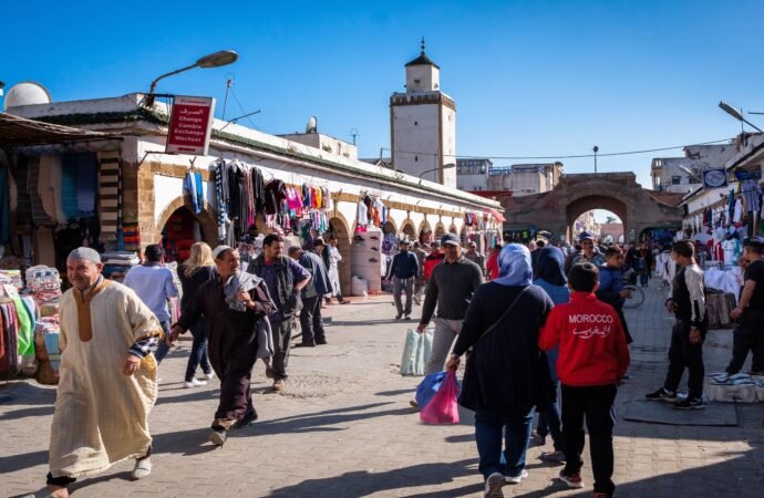 المجلس الأعلى للسلطة القضائية يحدد آليات صرف الدعم المباشر للأطفال اليتامى ونزلاء دور الرعاية